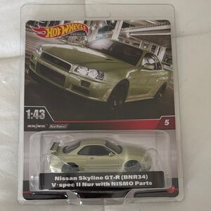 Hot Wheels Premium Nissan Skyline GT-R (BNR34) V-spec II Nur - Green
